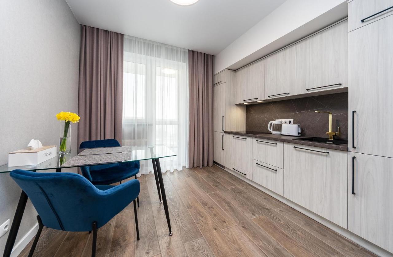 Квартира В Жк Лебединый, Ревуцкого 40 В, Метро Харьковская Позняки Kiev Extérieur photo