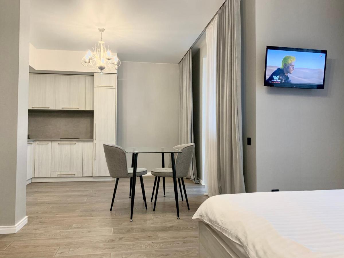 Квартира В Жк Лебединый, Ревуцкого 40 В, Метро Харьковская Позняки Kiev Extérieur photo
